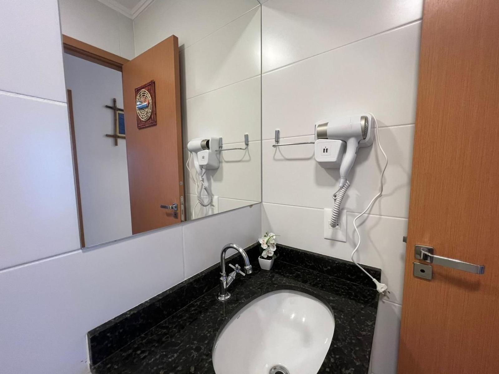 PRAIA DAS TONINHAS-UBATUBA-Apartamento novo Ubatuba Exterior foto